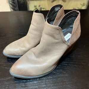 Steve Madden Booties Sz 8